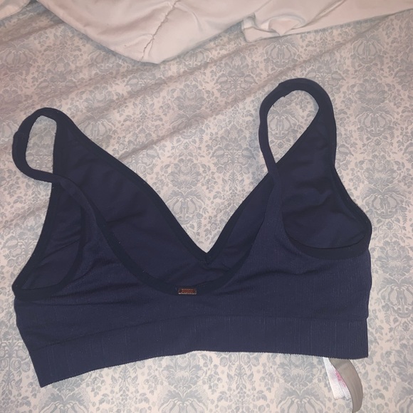 Victoria secret pink bra - Picture 2 of 2